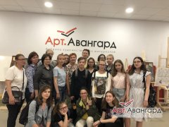Юные художники узнали секреты производства кистей Юные художники узнали секреты производства кистей