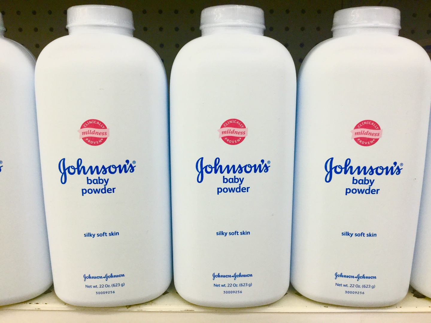 Johnson & Johnson отзывает партию опасной детской присыпки Johnson & Johnson отзывает партию опасной детской присыпки