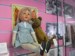 Фабрике игрушек ″Весна″ - 75 лет. Страницы истории. Фабрике игрушек ″Весна″ - 75 лет. Страницы истории.