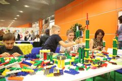 ������ ���� � &laquo;����������&raquo; � �������� Hamleys �� �������