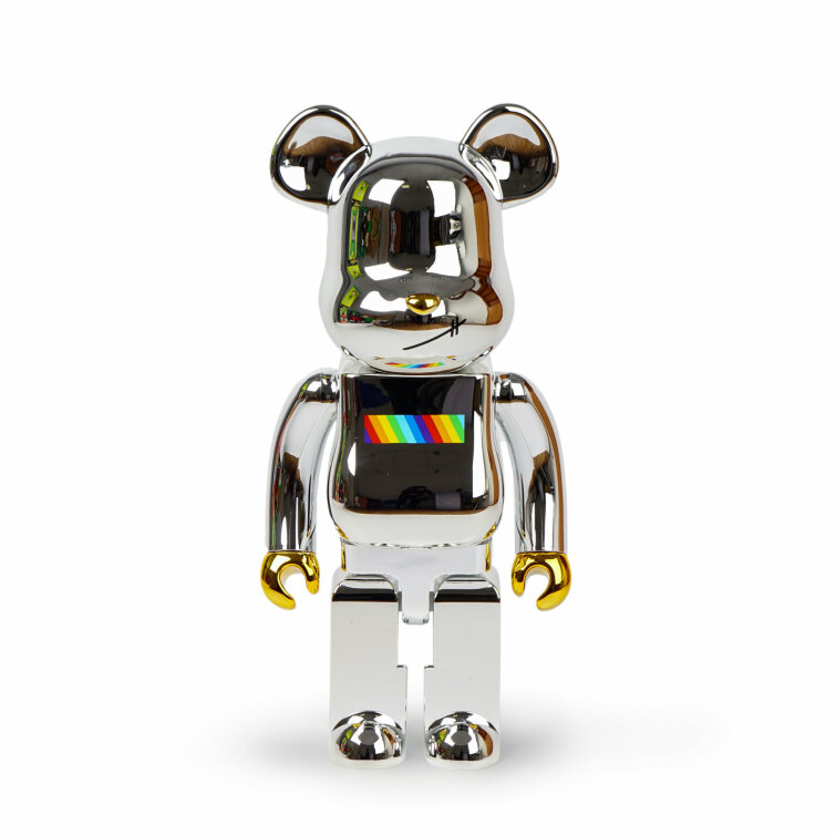 ��������� ������������ ������� ���� ������ �� �������� Super Toys � Arts Square Gallery