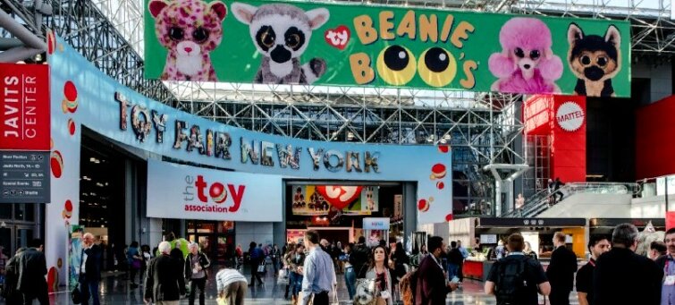 ����������� ��� Hasbro ���������� � ���-�������� ���������-����� Javits