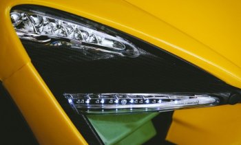 �������� McLaren Senna ���������� � ������� �������������