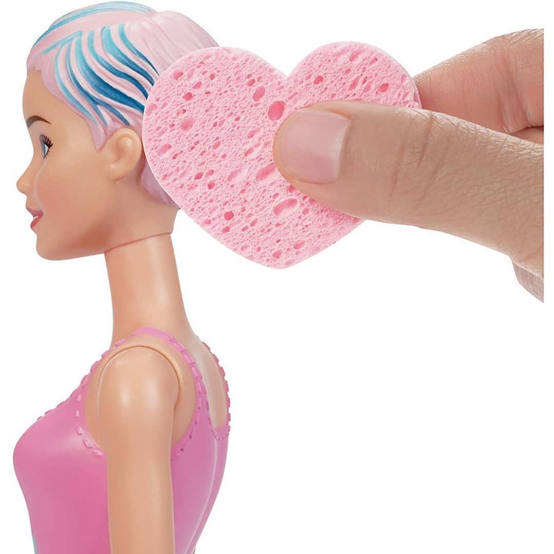 ����� ��������� �� ����� ����� ��������� � ���������� �������� - Barbie Color Reveal