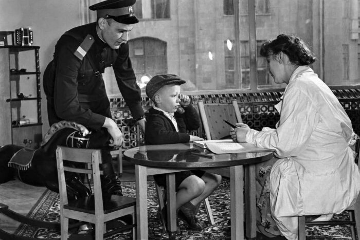 ЦДМ на Лубянке — 66 лет: Главархив опубликовал документы об истории магазина ЦДМ на Лубянке — 66 лет: Главархив опубликовал документы об истории магазина