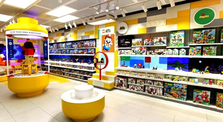 LEGO Store Leicester Square ������ ���������� � ���� ������� �������