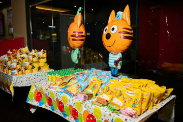  ,  ,  ,         « .   »