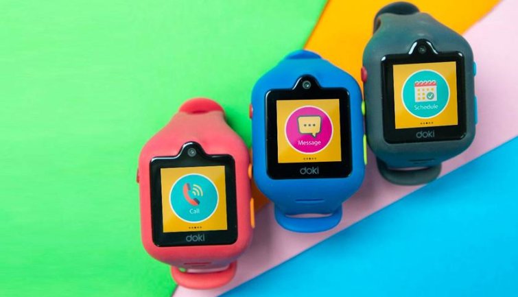 Fitbit ������� ������� �����-���� � 4G