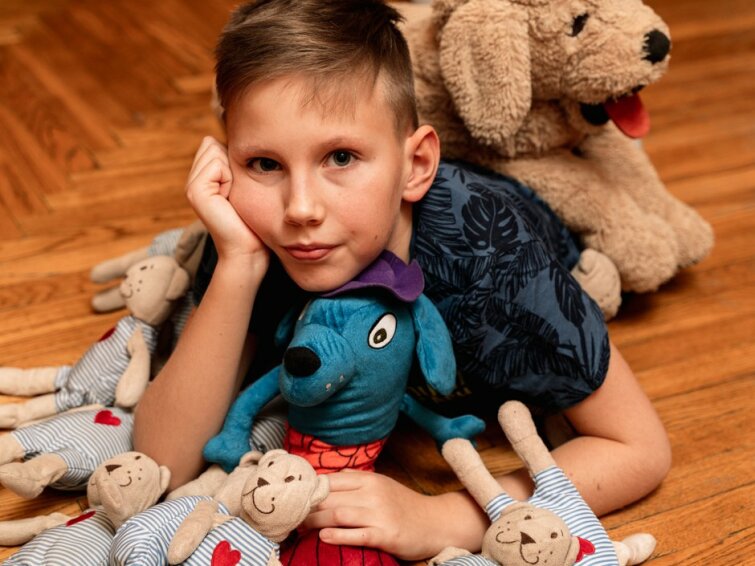 «IKEA выпустила игрушку по моему рисунку» Познакомьтесь с Саввой Зарубиным — он придумал собаку-русалку из новой коллекции шведского мебельного гиганта «IKEA выпустила игрушку по моему рисунку» Познакомьтесь с Саввой Зарубиным — он придумал собаку-русалку из новой коллекции шведского мебельного гиганта
