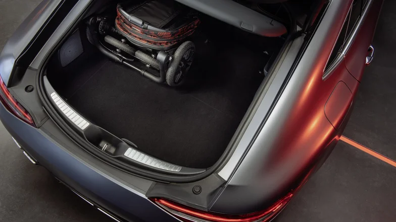 � Mercedes-AMG ��������� ��������� ������. ��� ������� �������