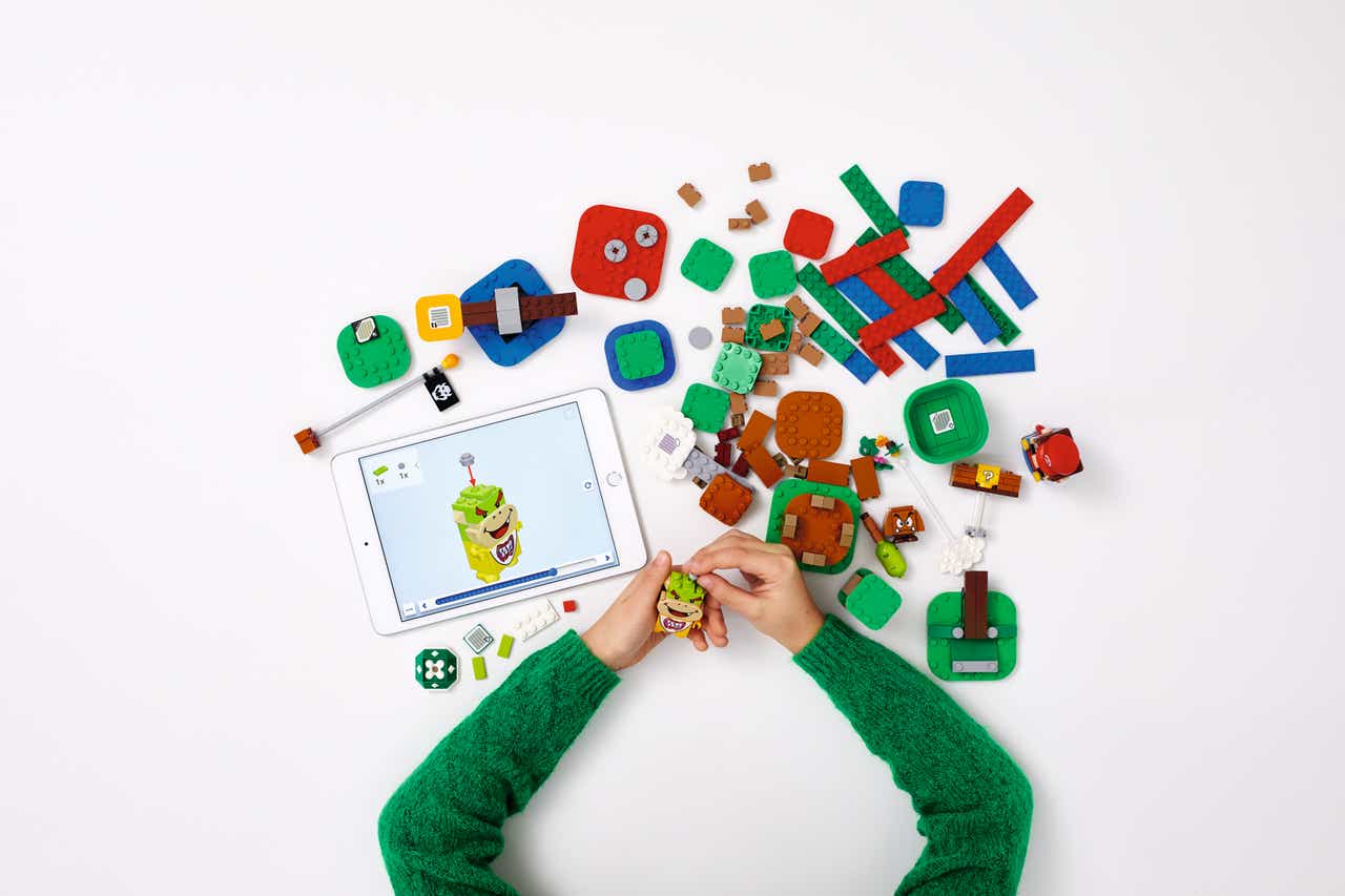 Компании LEGO Group и Nintendo продемонстрировали полную продуктовую линейку наборов LEGO® Super Mario™ Компании LEGO Group и Nintendo продемонстрировали полную продуктовую линейку наборов LEGO® Super Mario™