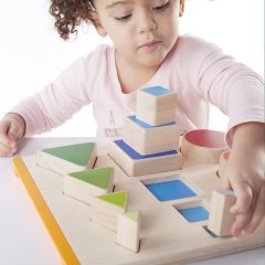 ������ ��������� Nest and Stack Shapes �������� � �������, ����� Guidecraft (���)