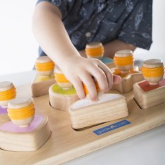 Сортер Shape Sorter по формам, бренд Guidecraft (США) Сортер Shape Sorter по формам, бренд Guidecraft (США)