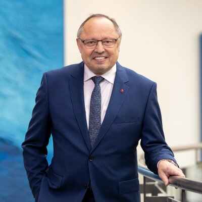Эрнст Кик (SPIELWARENMESSE eG): «Мы внимательно следим за развитием пандемии, чтобы своевременно реагировать на возможные изменения» Эрнст Кик (SPIELWARENMESSE eG): «Мы внимательно следим за развитием пандемии, чтобы своевременно реагировать на возможные изменения»