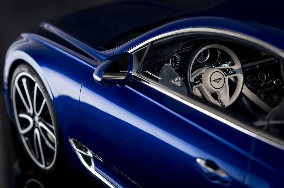Bentley выпустила игрушечное купе по цене настоящего Sandero Bentley выпустила игрушечное купе по цене настоящего Sandero