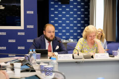 Заседание в ЦИК Партии ЕР на тему: «Все для детей: мир детских товаров и услуг» Заседание в ЦИК Партии ЕР на тему: «Все для детей: мир детских товаров и услуг»