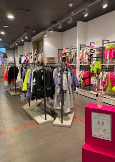 Елена Письменская (KIDS FASHION RETAIL): «Производители детской одежды адаптируются к изменениям рынка» Елена Письменская (KIDS FASHION RETAIL): «Производители детской одежды адаптируются к изменениям рынка»
