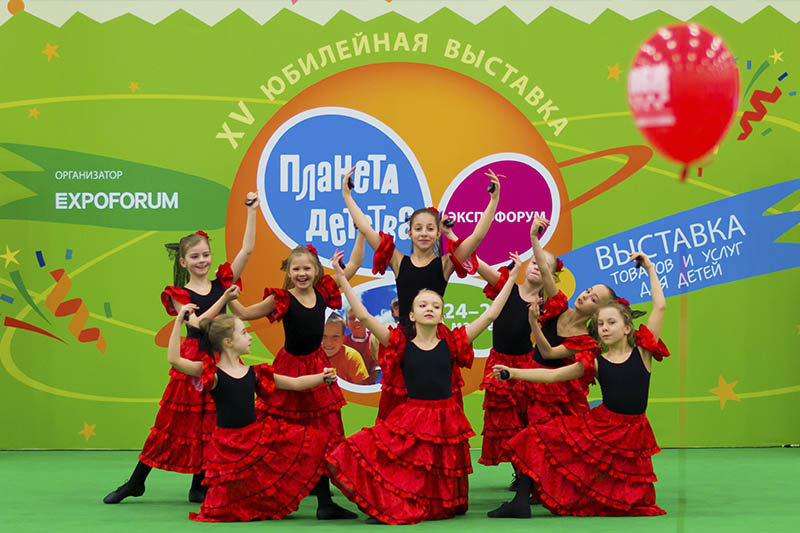 Большая «детская» выставка приглашает в Петербург! Большая «детская» выставка приглашает в Петербург!