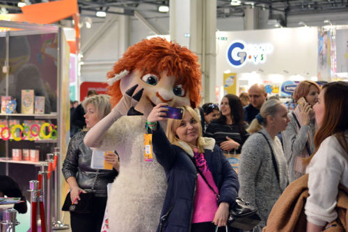 ������������� ������ ������� ��������� Licensing World Russia 2018