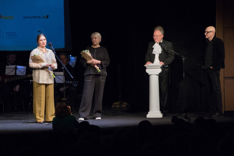 �������� ������� ������ ����� �������� ���������: ������� �������� �������� ������ &laquo;12 ���&raquo;