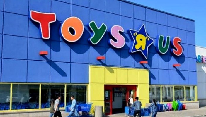 Toys «R» Us наращивает свое присутствие на рынке детских игрушек благодаря партнерству с Macy′s Toys «R» Us наращивает свое присутствие на рынке детских игрушек благодаря партнерству с Macy′s