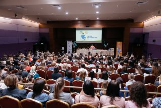 Торговая марка Мульти-Пульти выступила партнером всероссийского тура Елены Куликовой Торговая марка Мульти-Пульти выступила партнером всероссийского тура Елены Куликовой