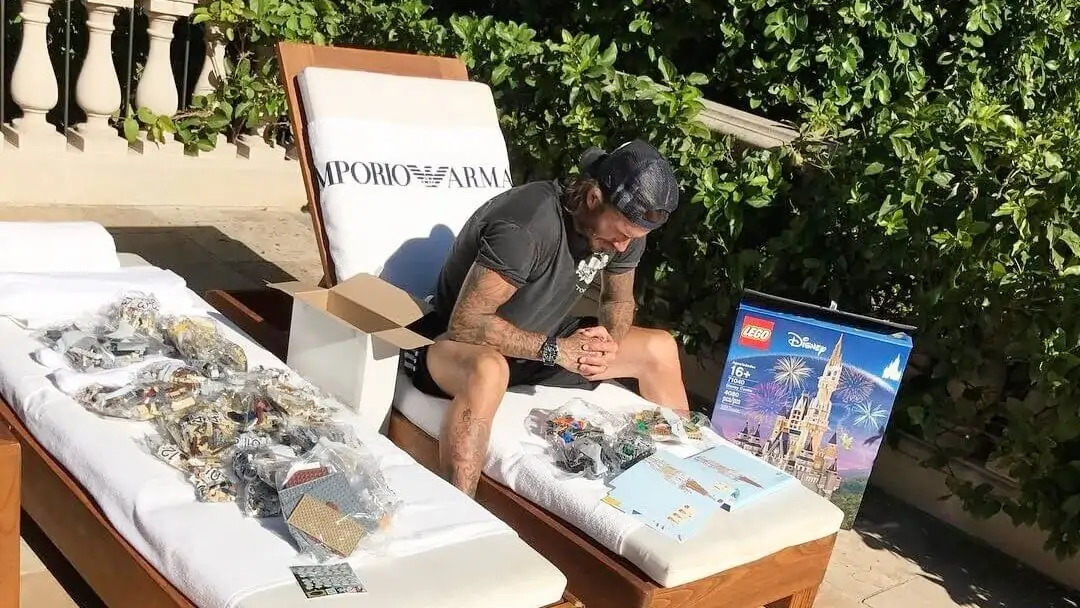 Девид Бэкхэм собирает наборы LEGO. В чем заключается феноменальная популярность конструктора Девид Бэкхэм собирает наборы LEGO. В чем заключается феноменальная популярность конструктора