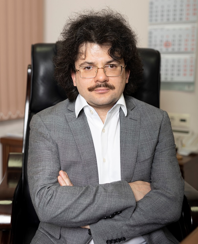 Борис Кац, ФИРМА ГАММА (ГАММА ТД): «Важно находить новые интересные дизайны и модели, удивлять покупателя» Борис Кац, ФИРМА ГАММА (ГАММА ТД): «Важно находить новые интересные дизайны и модели, удивлять покупателя»
