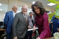 На фабрике игрушек «Весна» подписано соглашение о сотрудничестве между Кировской областью и Ассоциацией индустрии детских товаров