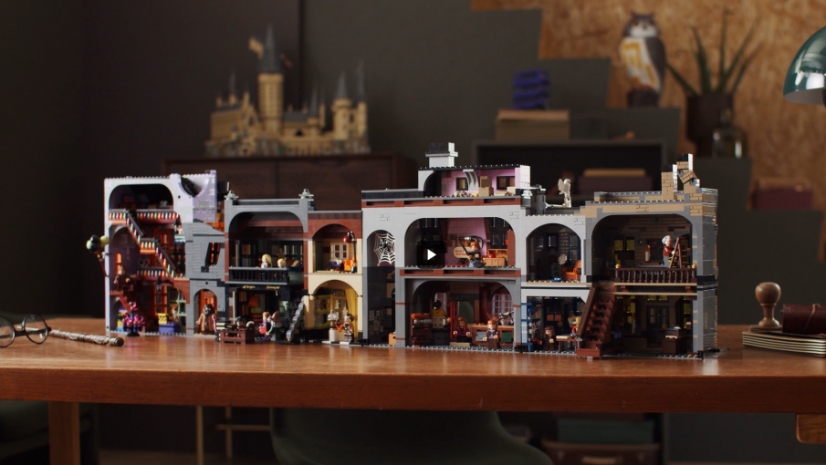 LEGO: набор по вселенной Гарри Поттера LEGO: набор по вселенной Гарри Поттера