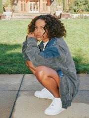 Бренд The Hundreds выпустил коллекцию в честь 35-летия фильма «Назад в будущее» Бренд The Hundreds выпустил коллекцию в честь 35-летия фильма «Назад в будущее»