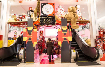 Американский ритейлер игрушек FAO Schwarz открывает первый европейский магазин в Лондоне Американский ритейлер игрушек FAO Schwarz открывает первый европейский магазин в Лондоне