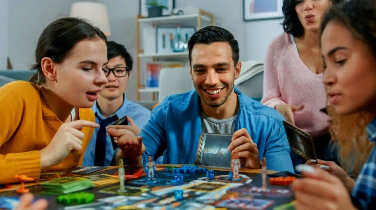 Котировка акций производителя игрушек Hasbro упала в 2020 году, но у активов компании огромный потенциал Котировка акций производителя игрушек Hasbro упала в 2020 году, но у активов компании огромный потенциал