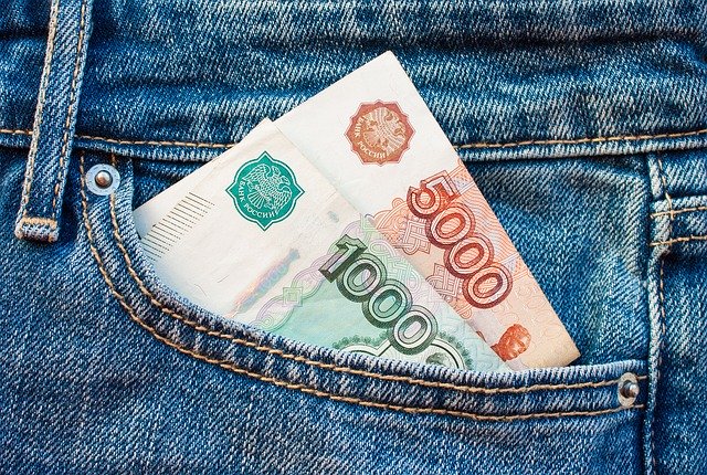 Петербургский производитель детской обуви задолжал сотрудникам зарплату Петербургский производитель детской обуви задолжал сотрудникам зарплату