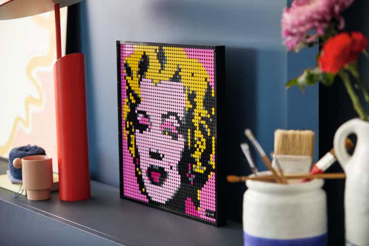 Lego выпустит наборы для создания картин в стиле поп-арт Lego выпустит наборы для создания картин в стиле поп-арт