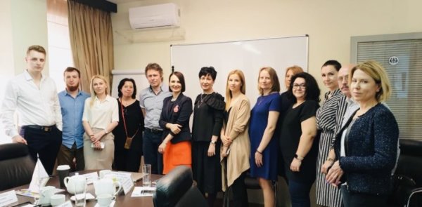 В ″Роскачестве″ обсудили итоги двух номинаций премии ″Выбор Родителей″ В ″Роскачестве″ обсудили итоги двух номинаций премии ″Выбор Родителей″