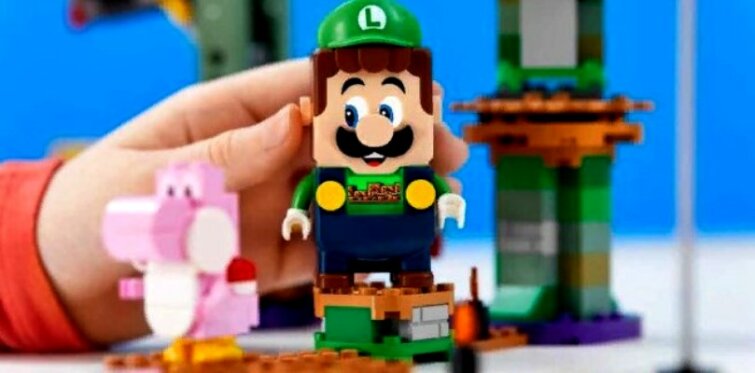 LEGO ��������� ���� ����������� � Nintendo �� ��������� LEGO Super Mario