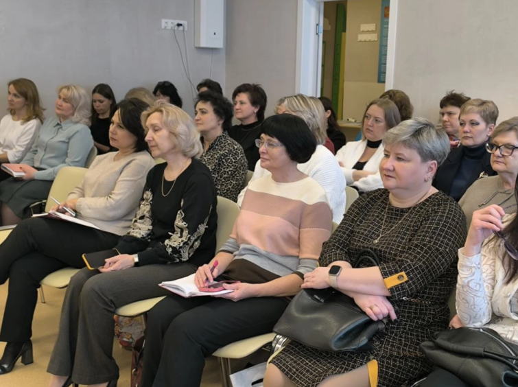 Эксперт представил педагогам новинки издательства «ТЦ СФЕРА» к Году единства народов России Эксперт представил педагогам новинки издательства «ТЦ СФЕРА» к Году единства народов России